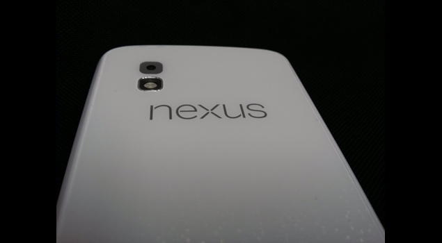 nexus-4-white