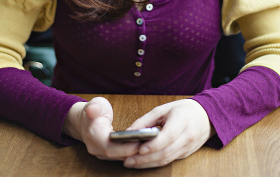 Excessive Whatsapp Use Leads To “Whatsappitis” Claim Doctors