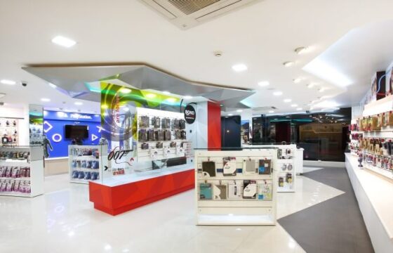 Indian retail stores complain about tactics used by Flipkart