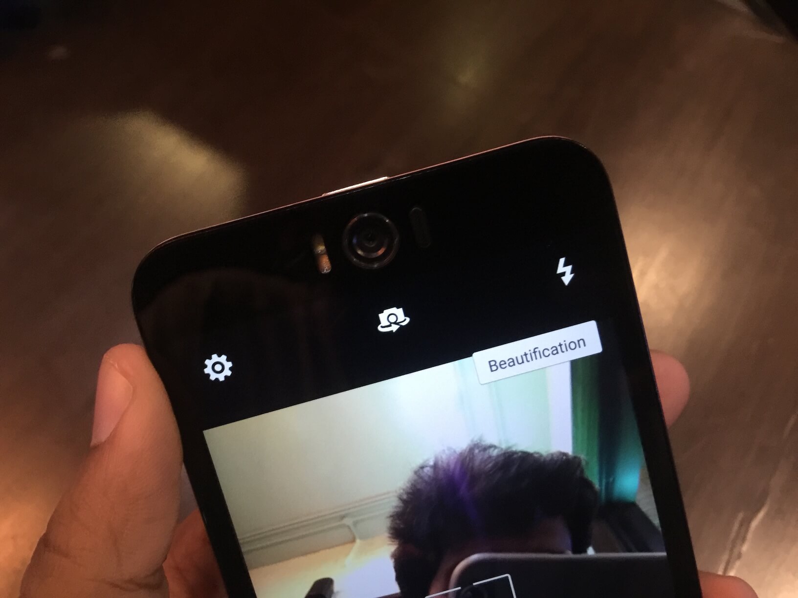 Asus ZenFone 2 Selfie: Review