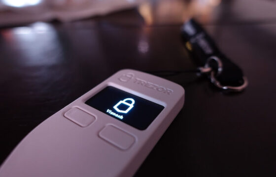 Trezor One – Hardware Wallet Review