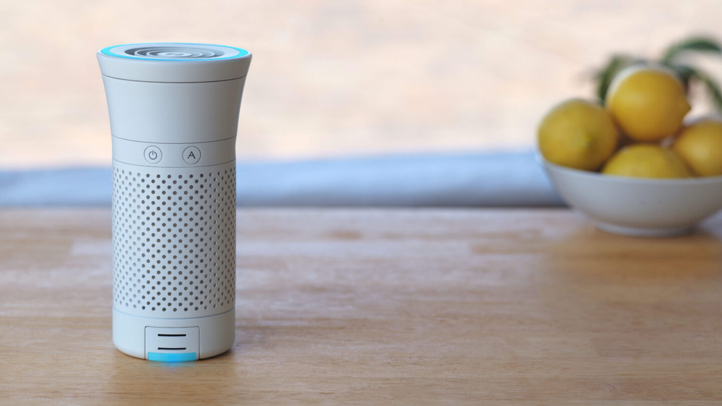WYND, a smart portable air purifier launches on Kickstarter