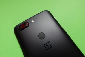 OnePlus 5T Review