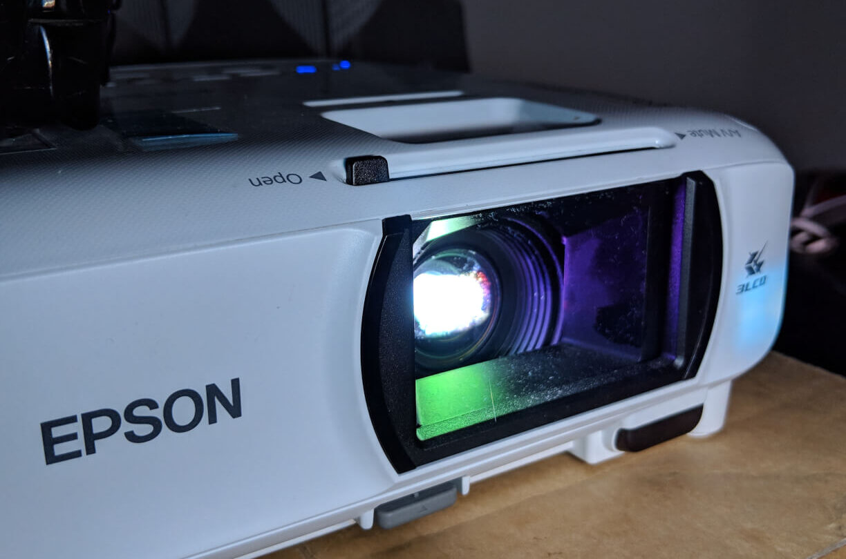 Epson TW650: An Excellent Projector Affordable For Homes