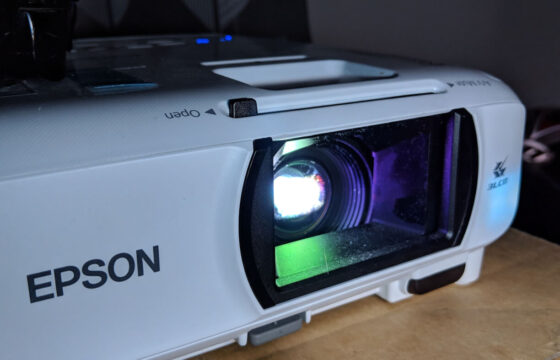 Epson TW650: An Excellent Projector Affordable For Homes