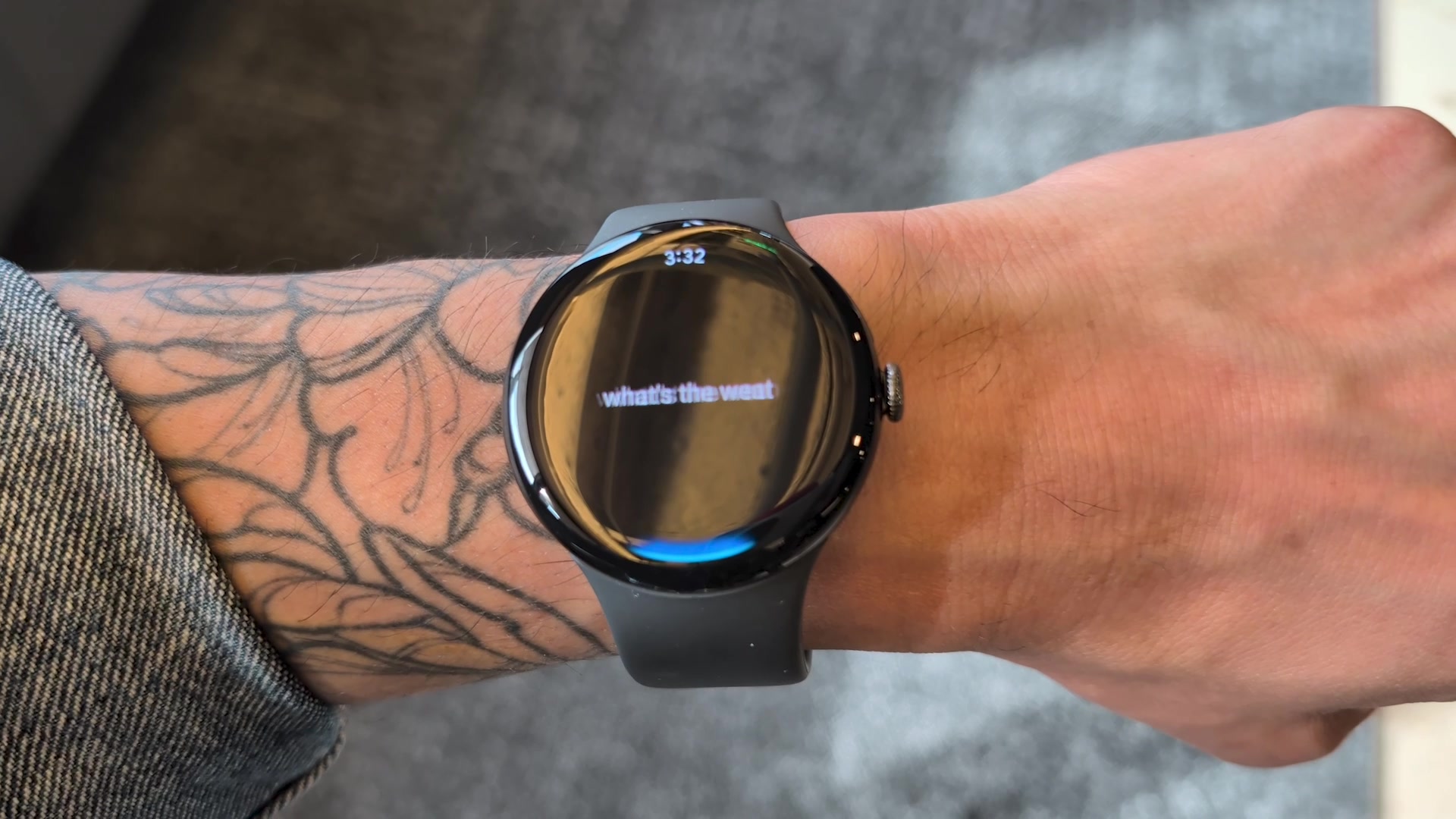 Gemini listening cue on Pixel Watch during Raise to Talk